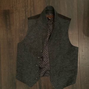 Perry Ellis wool vest